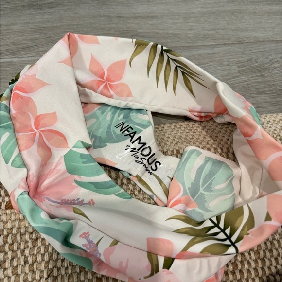 Infamous White Palm Bikini Bottoms size Medium - Picture 5 of 8